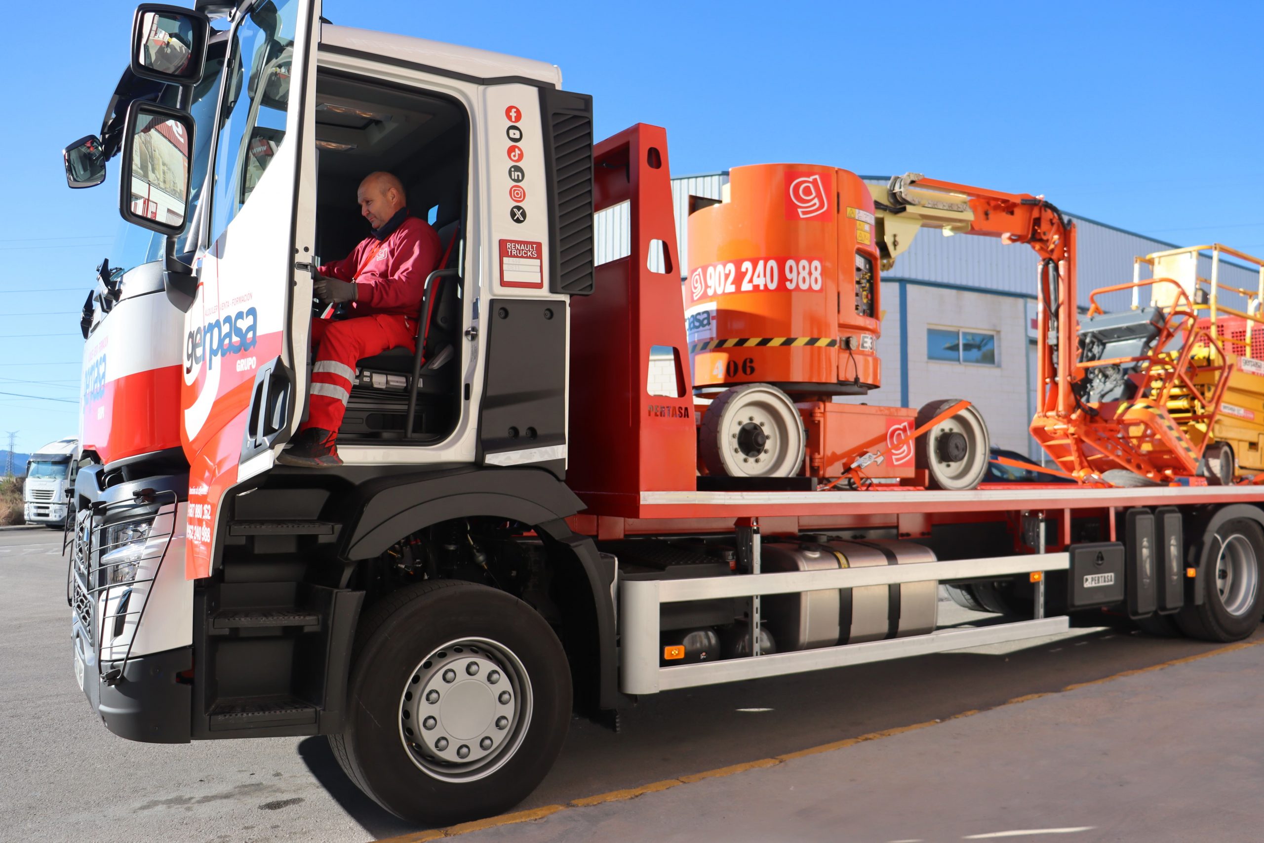 gerpasa-alquiler-plataformas-elevadoras-camion-nuevo-flota-transporte-maquinaria-1