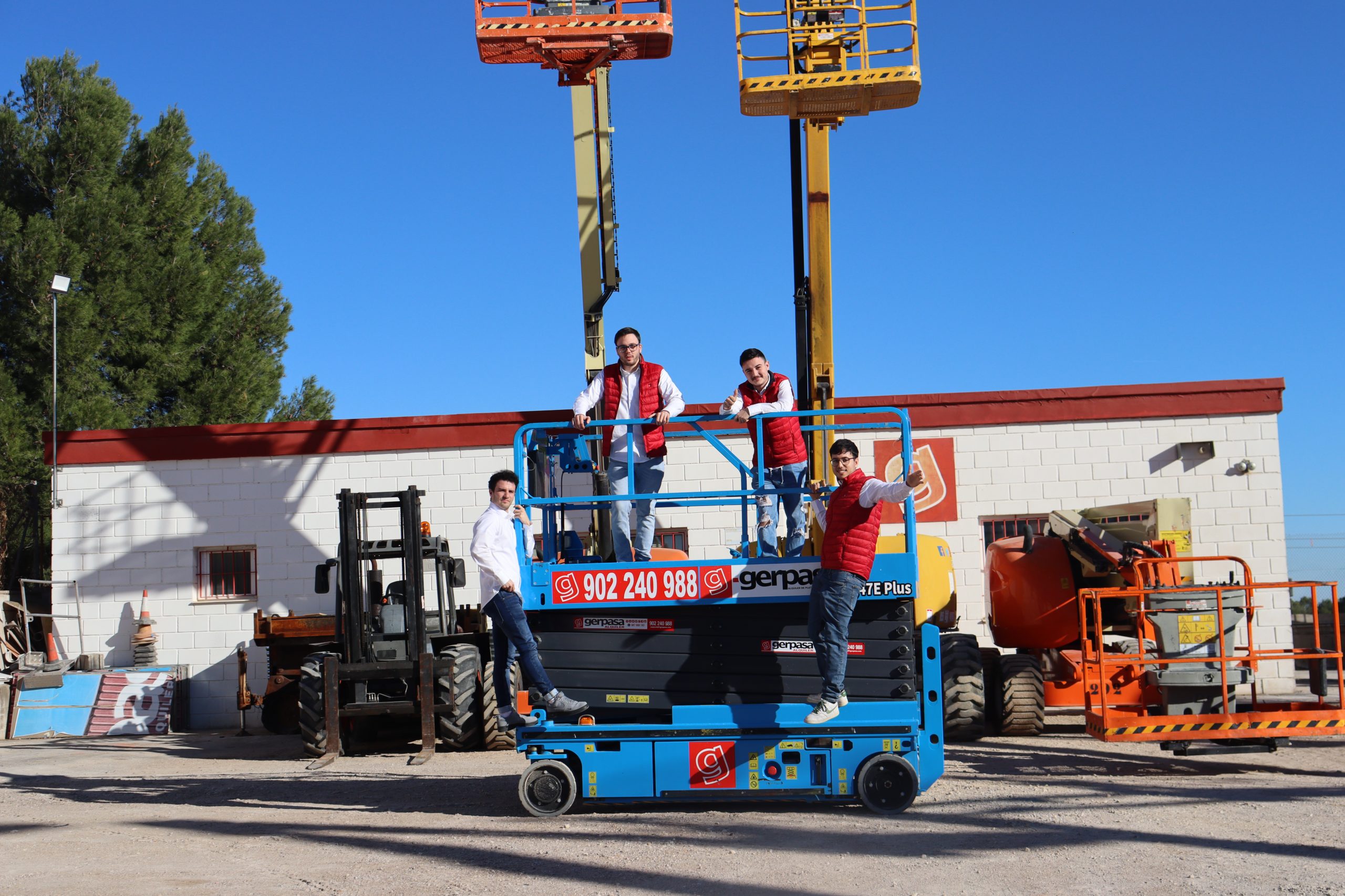gerpasa-alquiler-plataformas-elevadoras-valencia-alicante-equipo-oficina-administracion-indumentaria-nueva-1