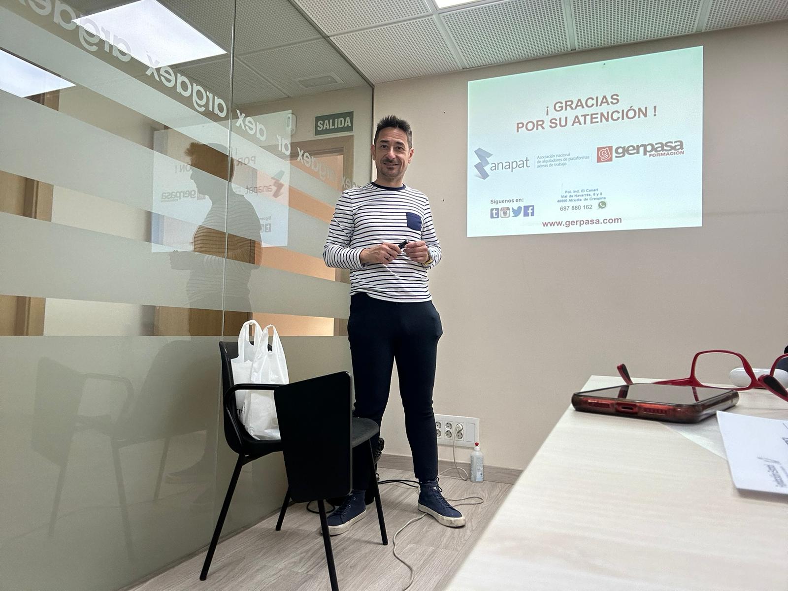 gerpasa-alquiler-plataformas-elevadoras-formacion-curso-carnet-plataformas-elevadoras-zaragoza-domicilio-1